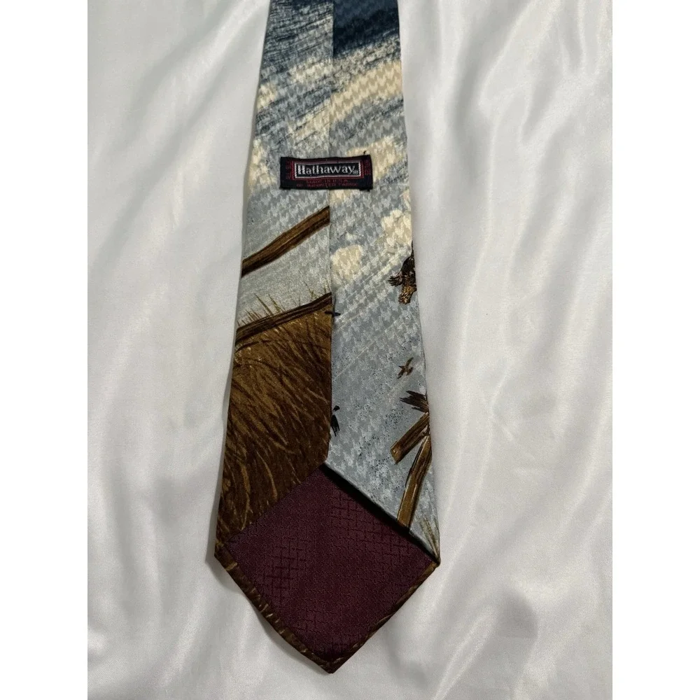 VTG Hathaway Men's Silk Tie Novelty Outdoors Sportsman Quail Birds Flying